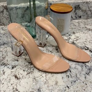 MUST Go!!! 🎉🤩  Nova glass slipper